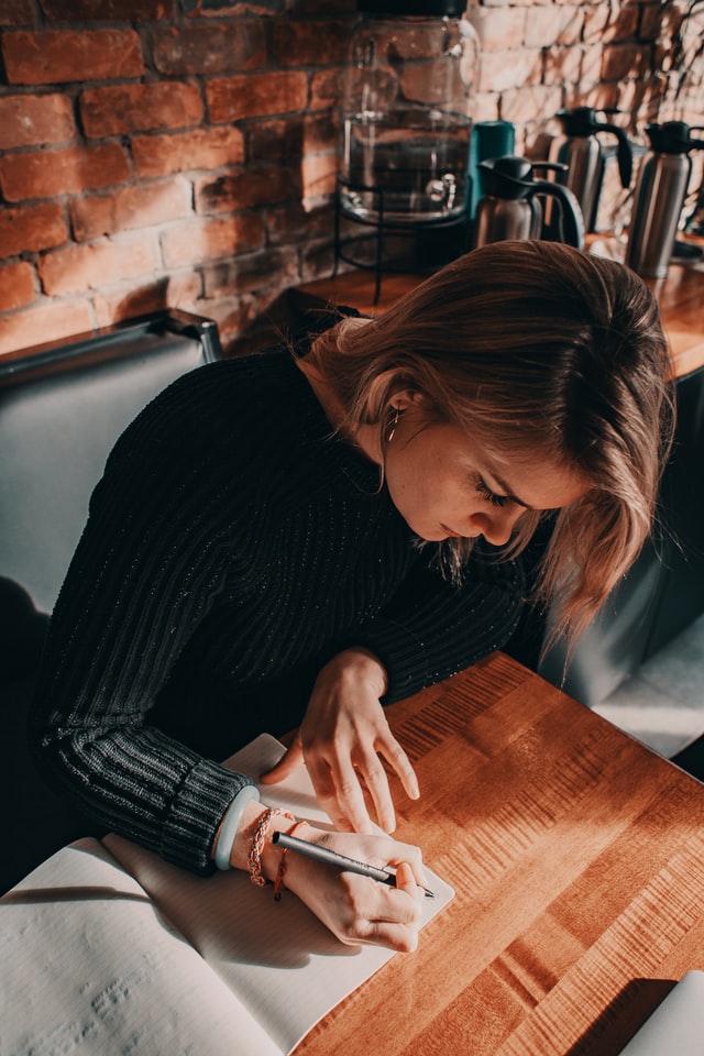 Scrivener vs Word at desk